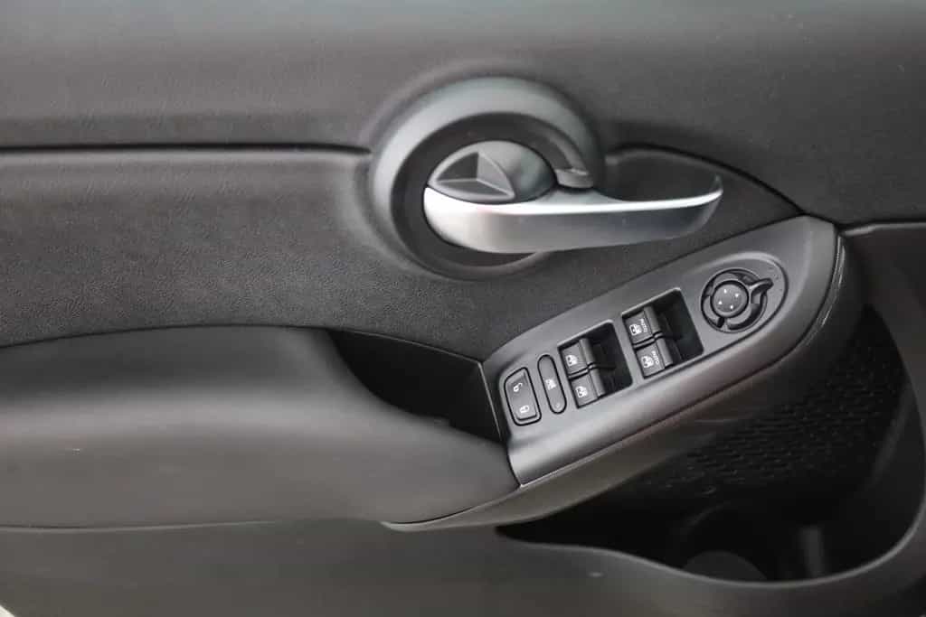 Fiat 500X 1.4T Aut. LED Kamera Tempomat App-Connect 03/2026-photo-21