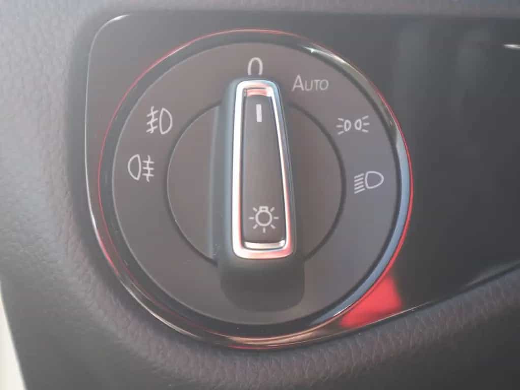 Volkswagen Golf VII Variant 1.4 TSI DSG R-Line Bi-Xenon PDC 09/2016-photo-27