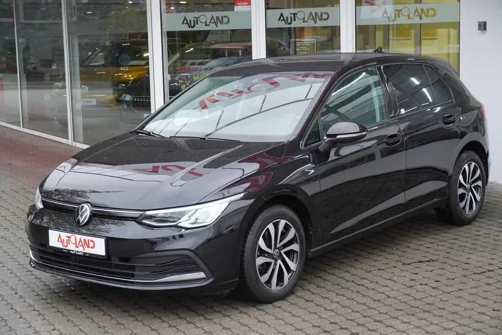 Volkswagen Golf VIII 1.0 Active LED Navi PDC Spurhalte DAB 06/2021-photo-2