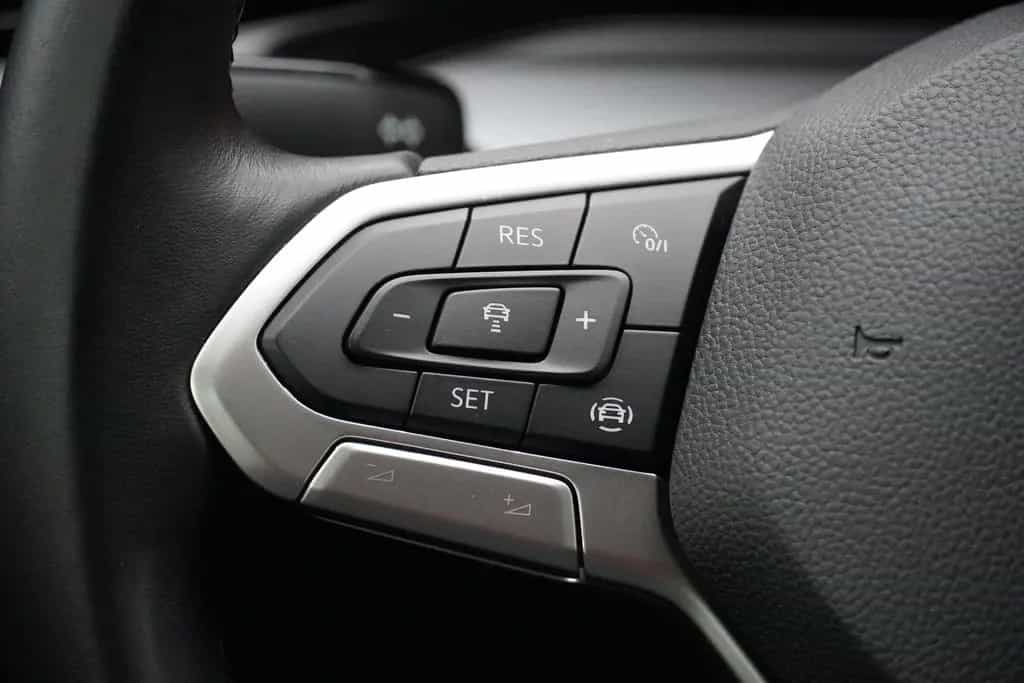 Volkswagen Golf VIII 1.0 Active LED Navi PDC Spurhalte DAB 06/2021-photo-20
