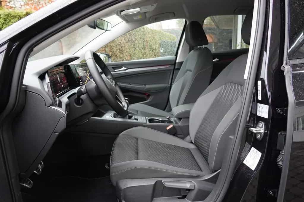 Volkswagen Golf VIII 1.0 Active LED Navi PDC Spurhalte DAB 06/2021-photo-24