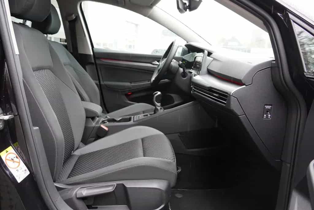 Volkswagen Golf VIII 1.0 Active LED Navi PDC Spurhalte DAB 06/2021-photo-25