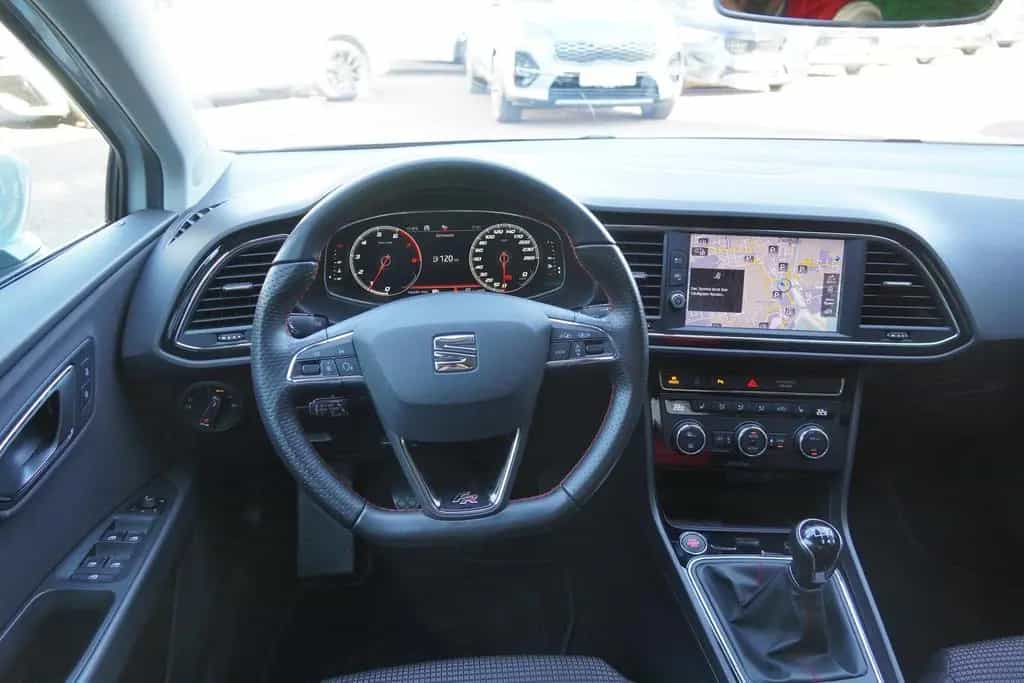 Seat Leon 1.5 TSI FR LED ACC Spurhalte Navi Kamera 06/2020-photo-11