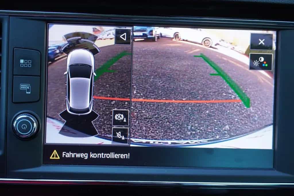 Seat Leon 1.5 TSI FR LED ACC Spurhalte Navi Kamera 06/2020-photo-12