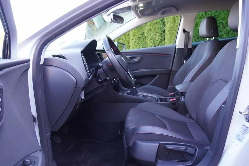 Seat Leon 1.5 TSI FR LED ACC Spurhalte Navi Kamera 06/2020-photo-23