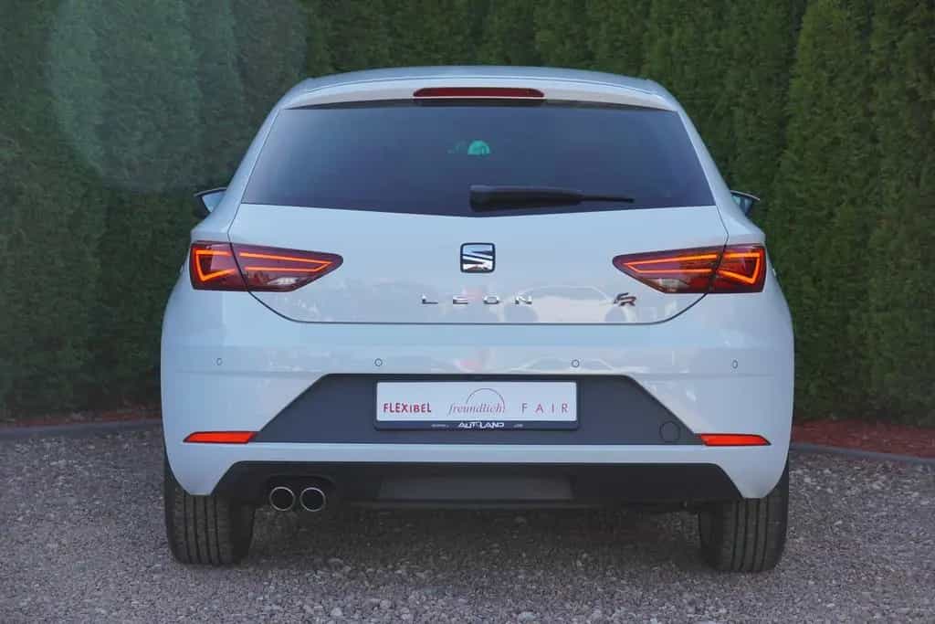 Seat Leon 1.5 TSI FR LED ACC Spurhalte Navi Kamera 06/2020-photo-4