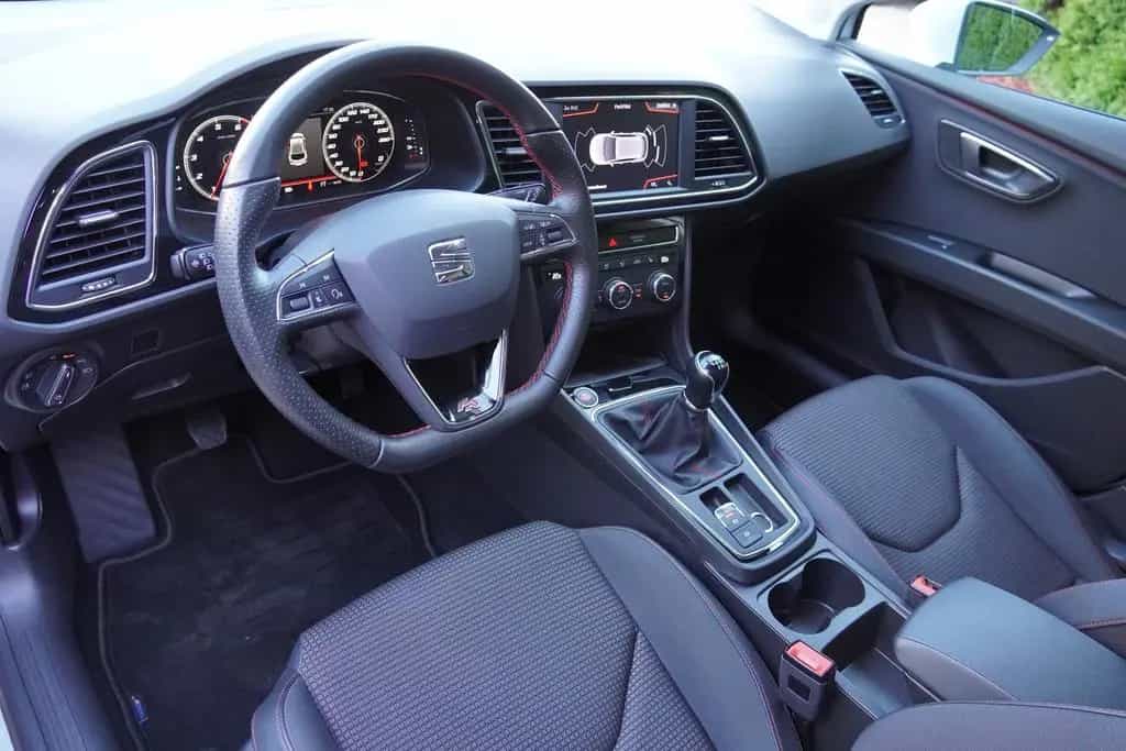 Seat Leon 1.5 TSI FR LED ACC Spurhalte Navi Kamera 06/2020-photo-9