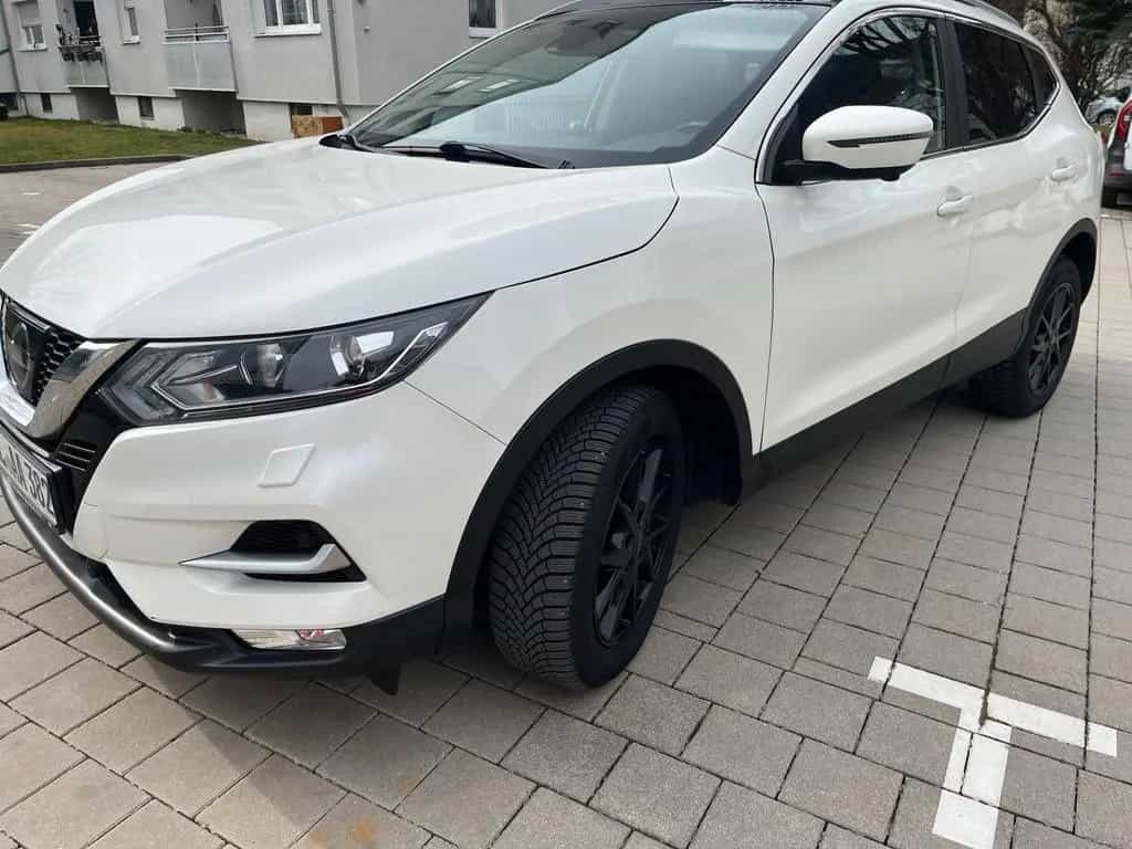 Nissan Qashqai 1.6dCi 4x4 zu verkaufen. 12/2017-photo-1
