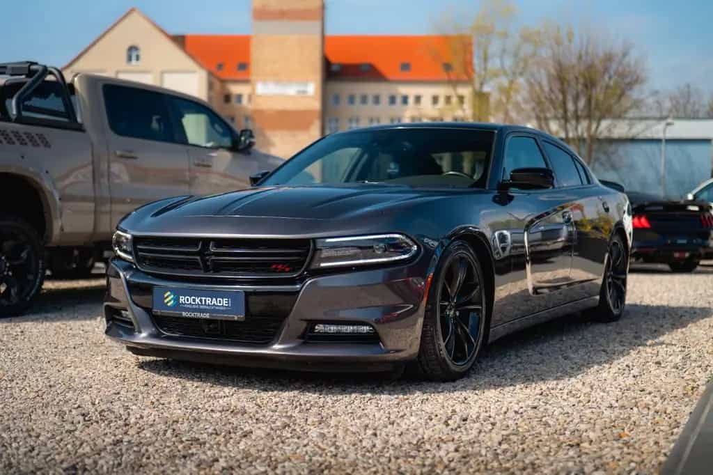 Dodge Charger 5.7 V8 HEMI R/T+ Full Options *ACC*LED* 07/2015-photo-19
