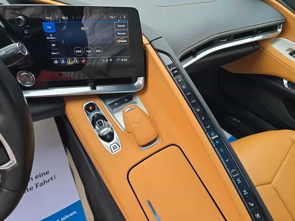 Corvette C8 Stingray Coupe 2LT Targa / Forgiato/ HUD 07/2020-photo-21