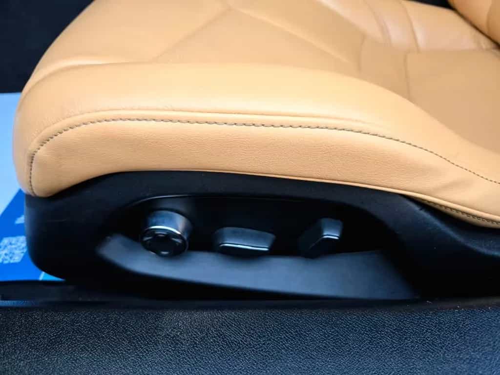 Corvette C8 Stingray Coupe 2LT Targa / Forgiato/ HUD 07/2020-photo-27