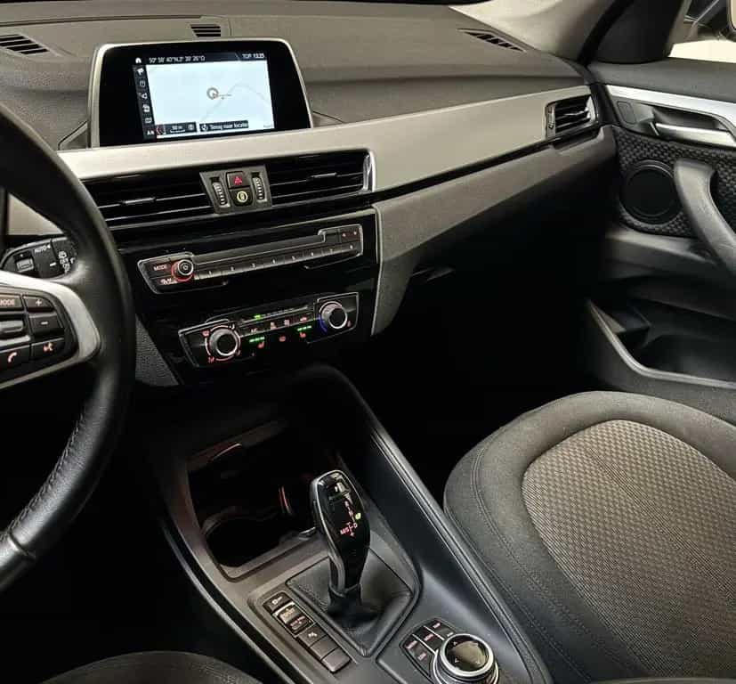 BMW X1 sDrive 18i Benzine Autom. - Airco - Topstaat! 09/2017-photo-10