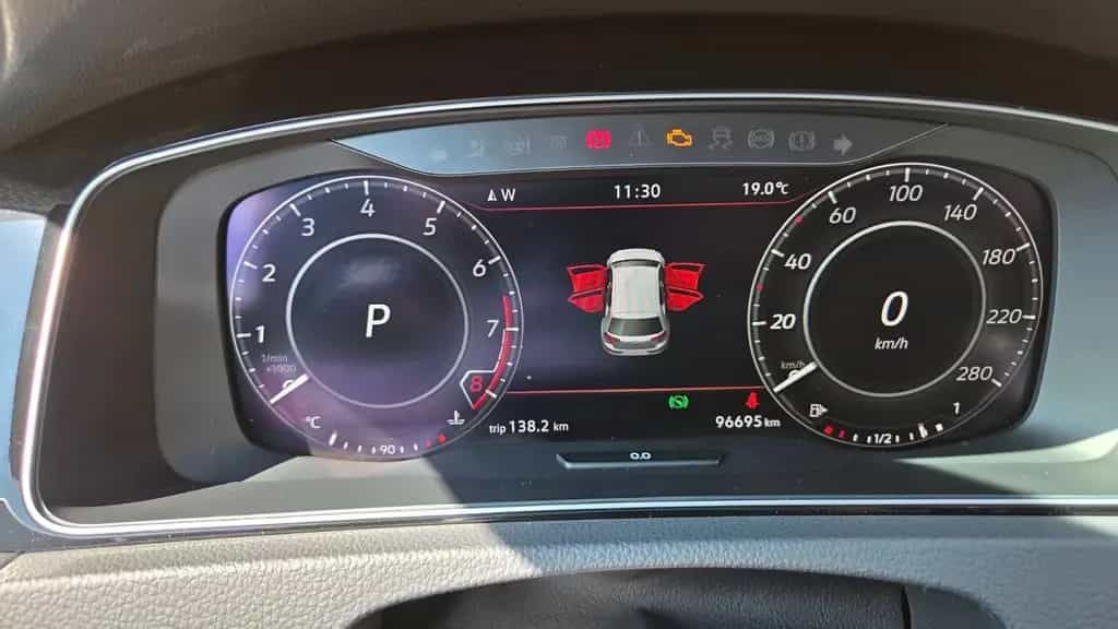 Volkswagen Golf 2.0 TSI OPF DSG GTI Performance GTI Per... 04/2018-photo-9