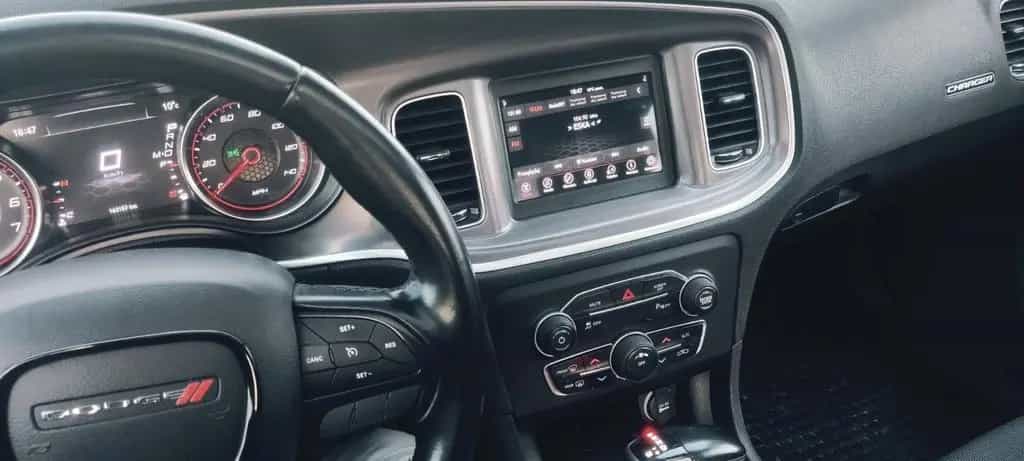 Dodge Charger 01/2019-photo-10
