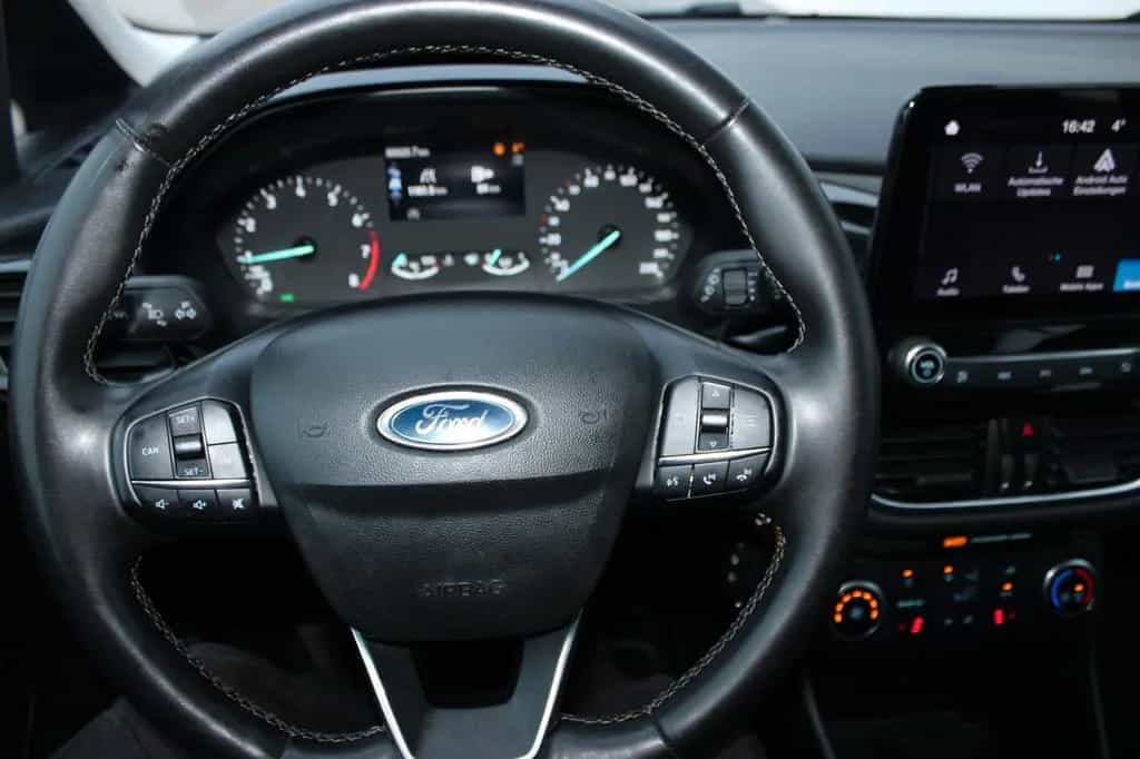 Ford Fiesta 1.0 EcoBoost Cool & Connect 07/2023-photo-11