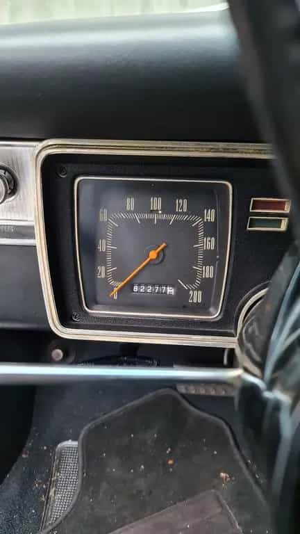 Plymouth Valiant Signet 200 Cabrio Montage Schinznach 07/1966-photo-9