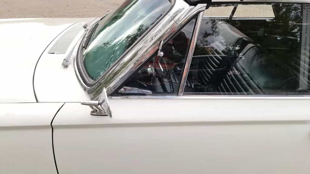 Plymouth Valiant Signet 200 Cabrio Montage Schinznach 07/1966-photo-1