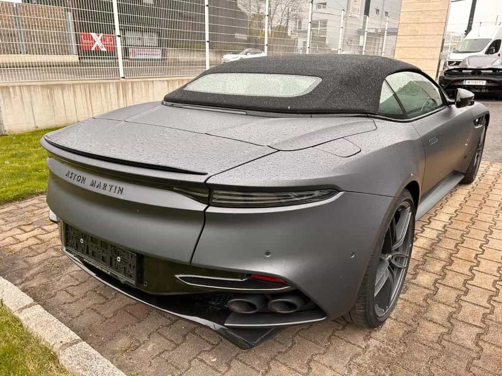 Aston Martin DBS 5.2 V12 Volante Leder Navi LED 1 Hand 11/2020-photo-2
