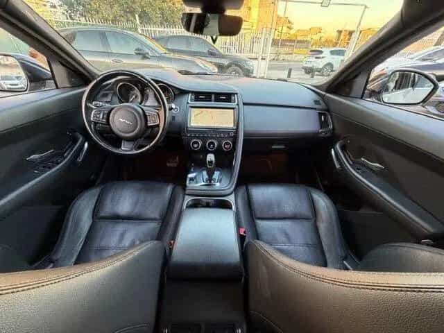 Jaguar E-Pace 2.0D 180 CV AWD aut. R-Dynamic S 08/2018-photo-10