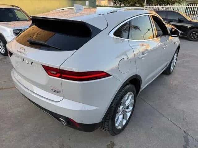 Jaguar E-Pace 2.0D 180 CV AWD aut. R-Dynamic S 08/2018-photo-6