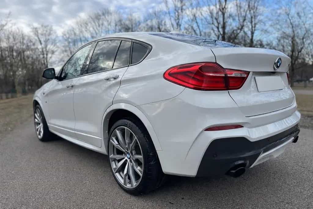 BMW X4 M40 M40i - 07/2017-photo-2