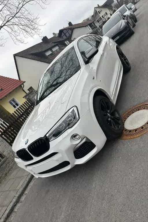 BMW X4 M40 M40i - 07/2017-photo-4