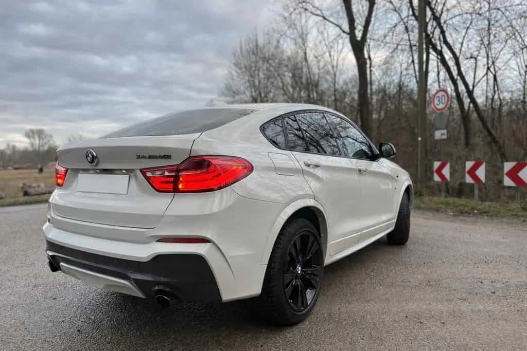 BMW X4 M40 M40i - 07/2017-photo-5