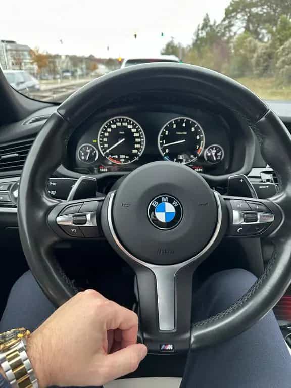 BMW X4 M40 M40i - 07/2017-photo-8