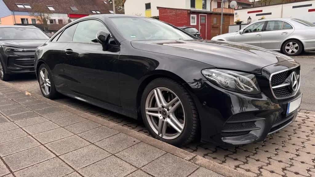 Mercedes-Benz E-Class Benz E Coupe 200 04/2019-photo-1