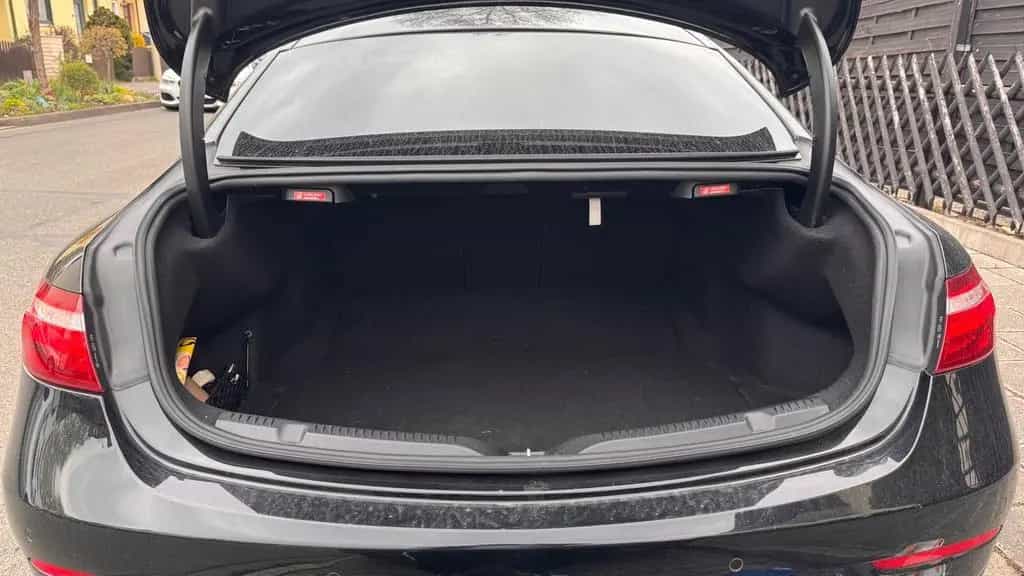 Mercedes-Benz E-Class Benz E Coupe 200 04/2019-photo-14