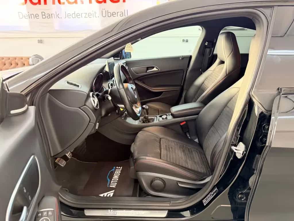 Mercedes-Benz CLA 200 Amg Line*Harman&Kardon*Facelift*Navi* 09/2016-photo-12