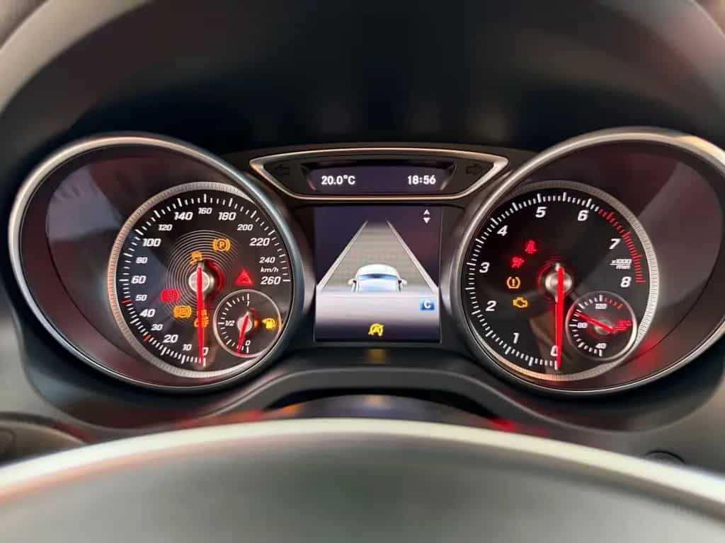 Mercedes-Benz CLA 200 Amg Line*Harman&Kardon*Facelift*Navi* 09/2016-photo-22