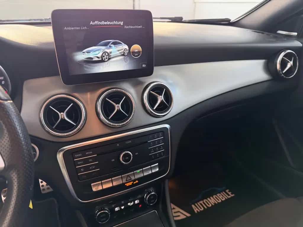 Mercedes-Benz CLA 200 Amg Line*Harman&Kardon*Facelift*Navi* 09/2016-photo-25