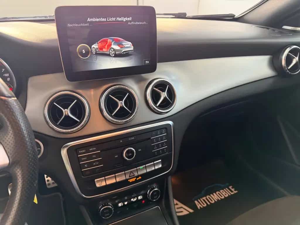 Mercedes-Benz CLA 200 Amg Line*Harman&Kardon*Facelift*Navi* 09/2016-photo-26