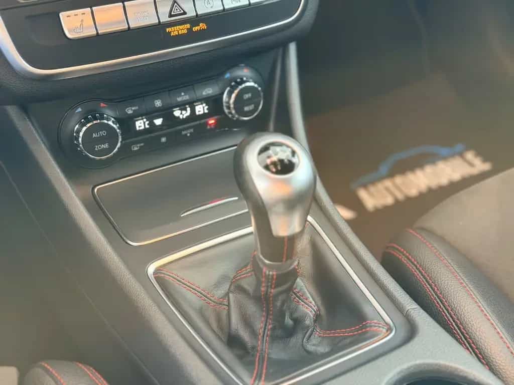 Mercedes-Benz CLA 200 Amg Line*Harman&Kardon*Facelift*Navi* 09/2016-photo-30