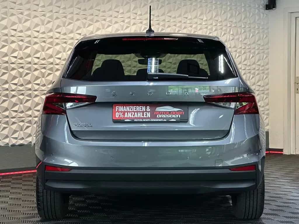 Skoda Fabia 1.0TSI STYLE LED#SHZ#LH#FH#NAV#TEMP#KEYLES 08/2022-photo-5