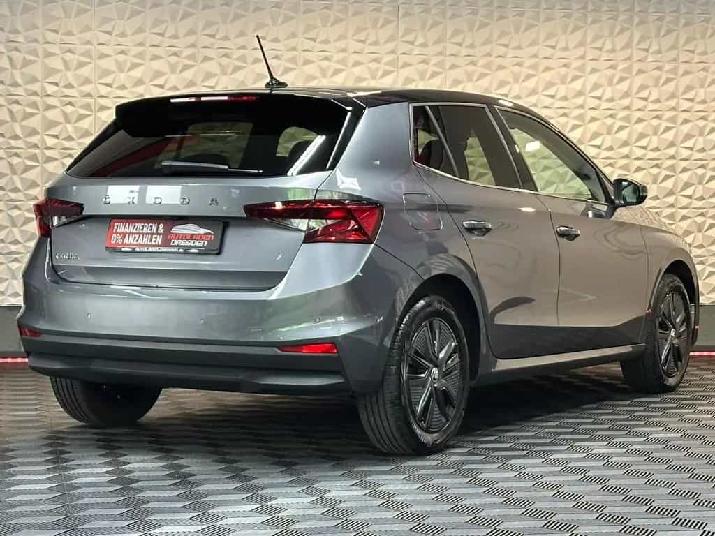 Skoda Fabia 1.0TSI STYLE LED#SHZ#LH#FH#NAV#TEMP#KEYLES 08/2022-photo-7