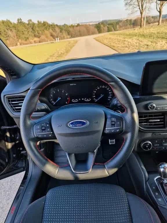 Ford Focus ST-Line 04/2020-photo-9