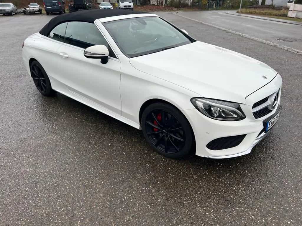 Mercedes-Benz C-Class 300 Autom. - 06/2018-photo-1