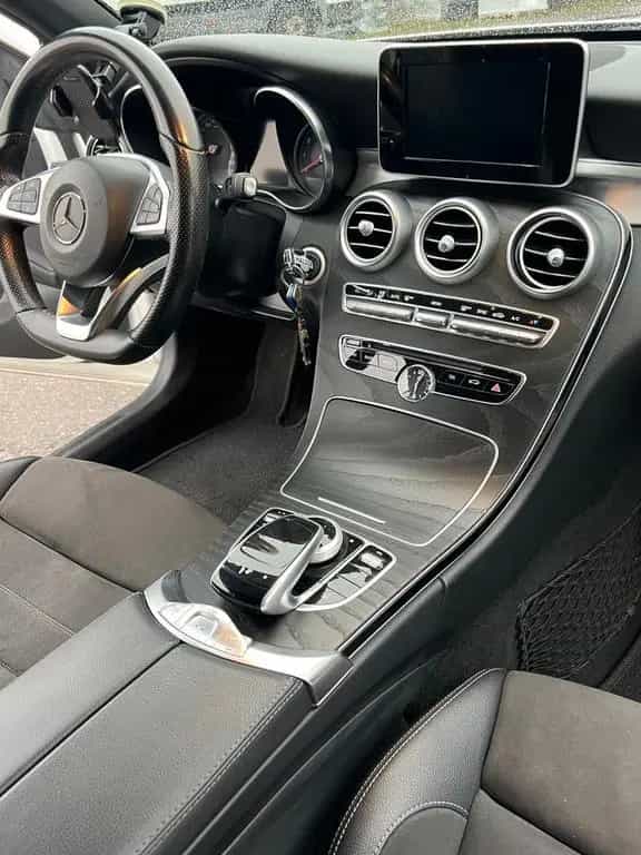 Mercedes-Benz C-Class 300 Autom. - 06/2018-photo-10