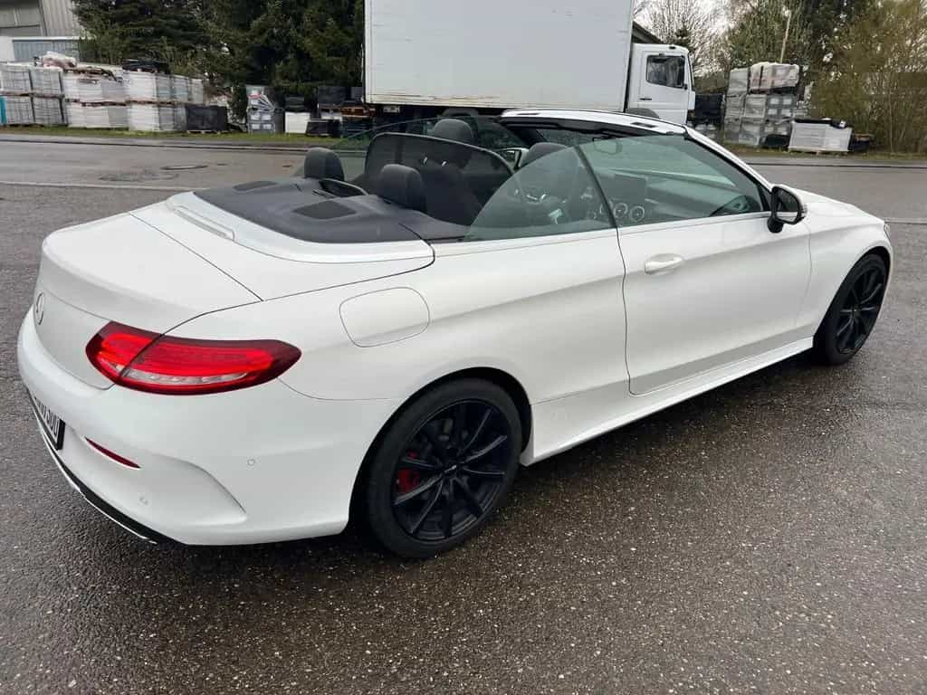 Mercedes-Benz C-Class 300 Autom. - 06/2018-photo-14