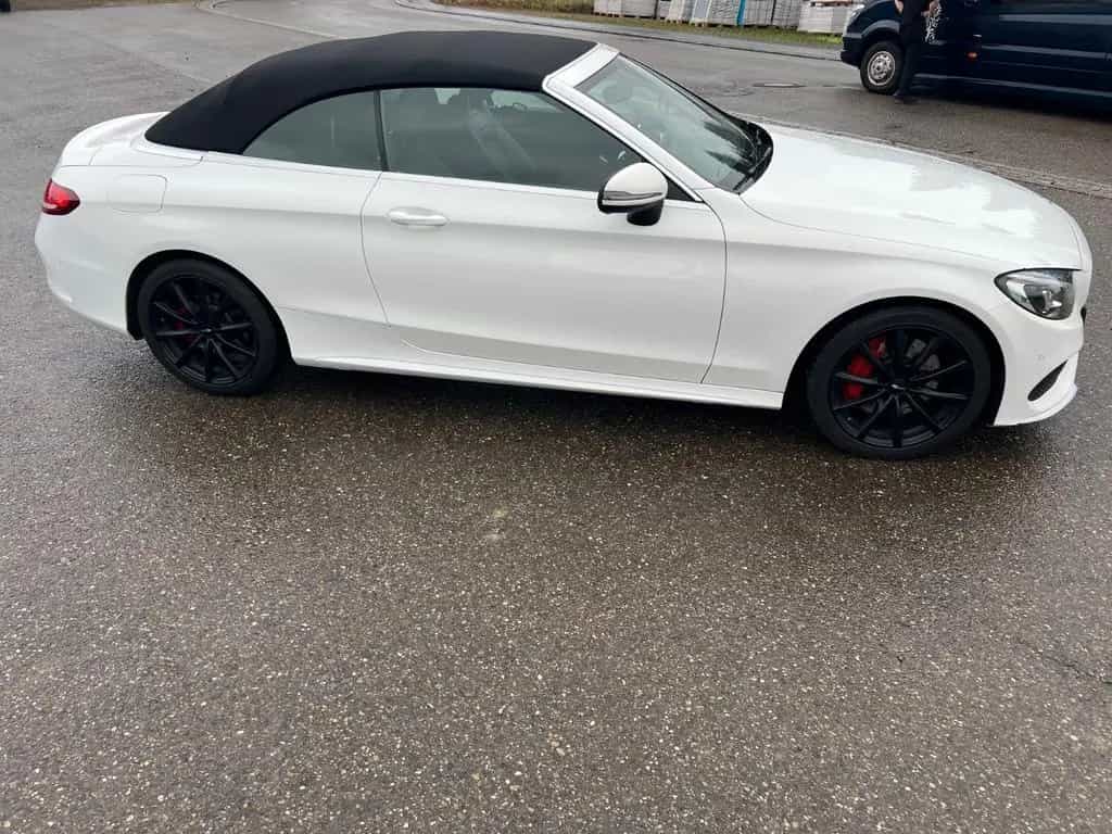 Mercedes-Benz C-Class 300 Autom. - 06/2018-photo-2