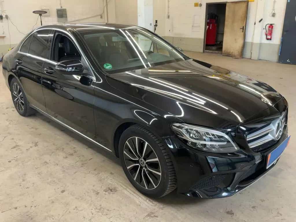 Mercedes-Benz C-Class 180 Avantgarde LED*RFK*SHZ*CARPLAY*2HAND 07/2019-photo-3