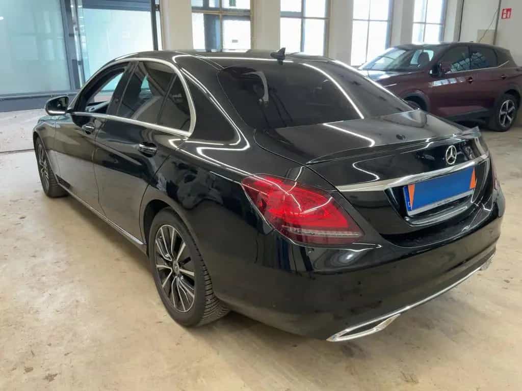 Mercedes-Benz C-Class 180 Avantgarde LED*RFK*SHZ*CARPLAY*2HAND 07/2019-photo-4