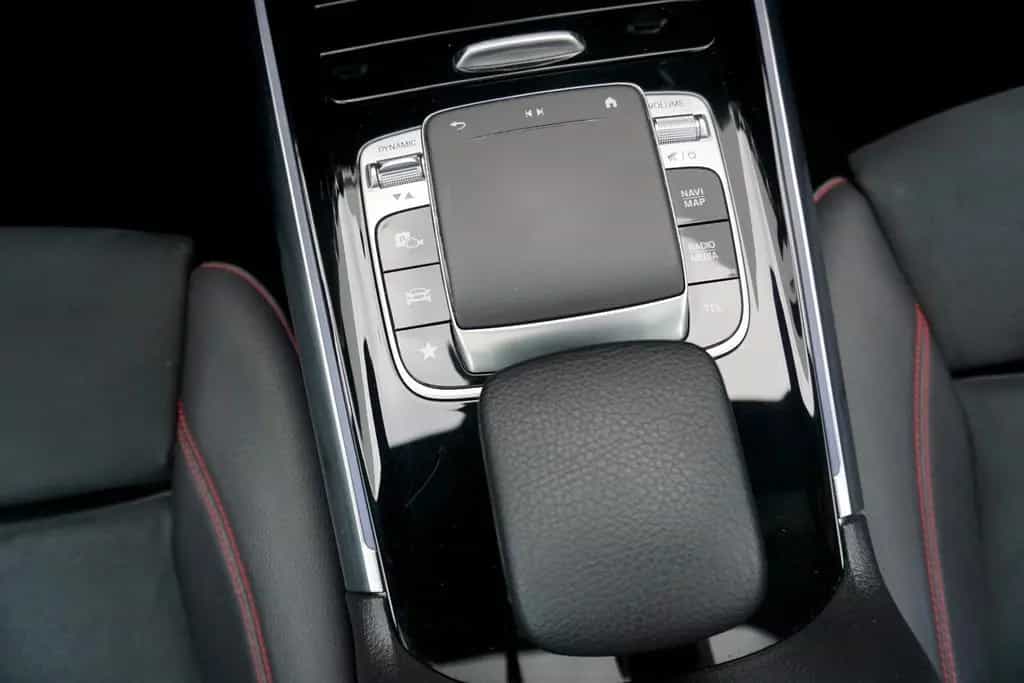 Mercedes-Benz B-Class 200 *7G|3xAMG-Line|PANO|Distronic|MBUX|Kamera 02/2019-photo-21