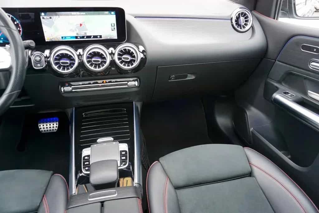 Mercedes-Benz B-Class 200 *7G|3xAMG-Line|PANO|Distronic|MBUX|Kamera 02/2019-photo-23