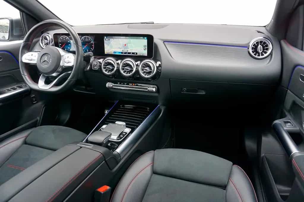 Mercedes-Benz B-Class 200 *7G|3xAMG-Line|PANO|Distronic|MBUX|Kamera 02/2019-photo-24