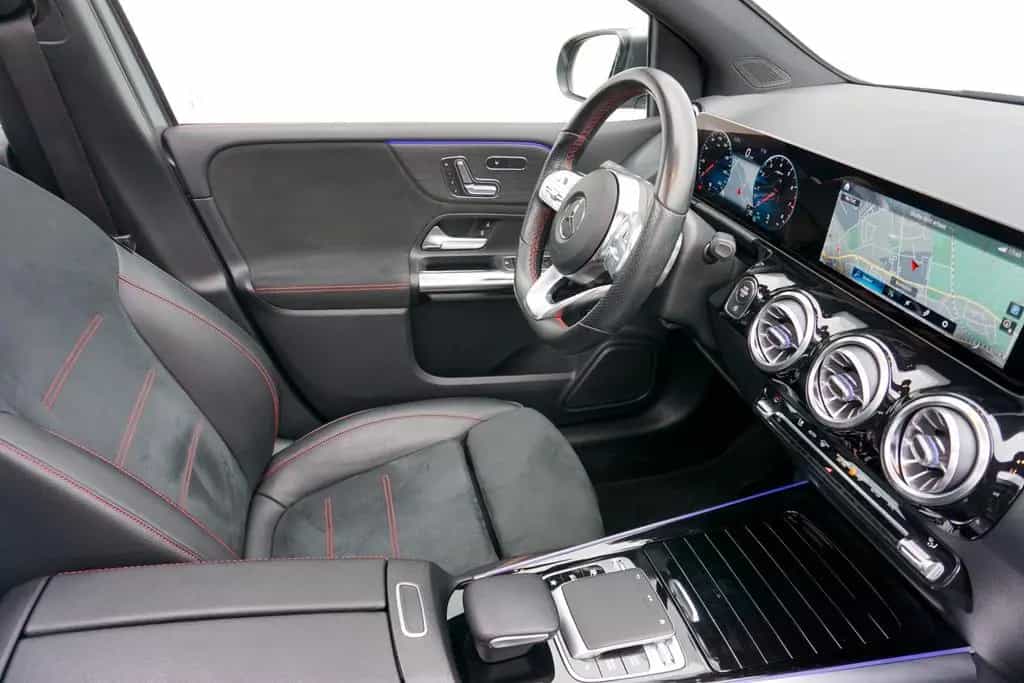Mercedes-Benz B-Class 200 *7G|3xAMG-Line|PANO|Distronic|MBUX|Kamera 02/2019-photo-26
