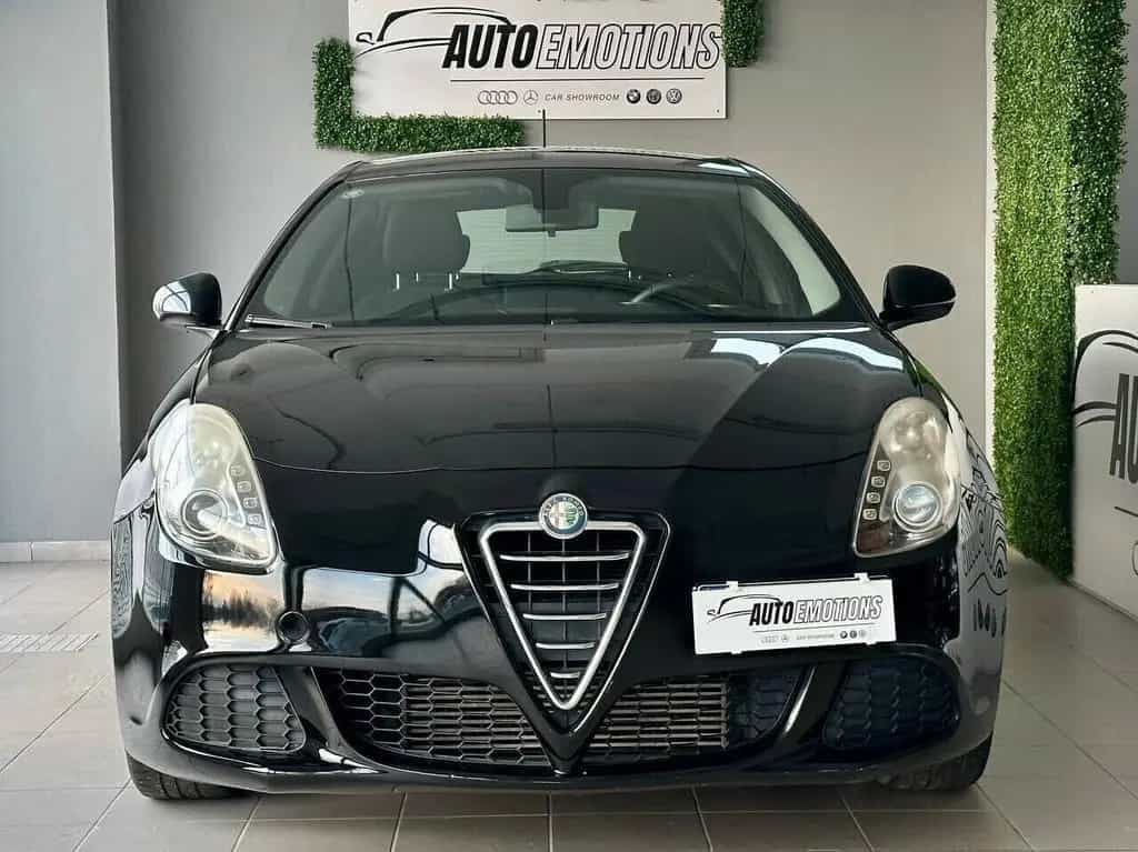 Alfa Romeo Giulietta 1.6 - 105 CV 04/2013-photo-1