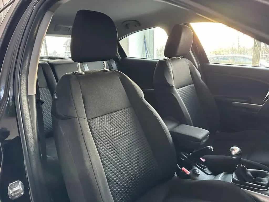 Alfa Romeo Giulietta 1.6 - 105 CV 04/2013-photo-13